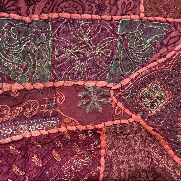 Exquisite Vintage Indian Wall Tapestry with Hand Embroidered Zari,beads,Mirror - Picture 7 of 13